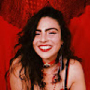 Meet your Posher, Nicolasa